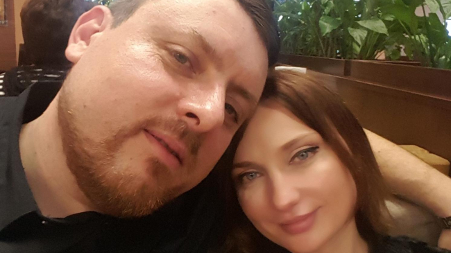 Family Portrait: Mariana și Iurie Siverenco