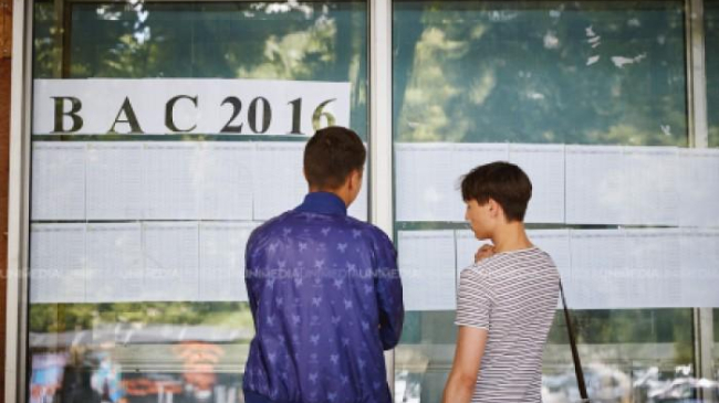 BAC 2016: 53,95% din candidați au susținut sesiunea curentă. Doar un elev a obținut nota 10