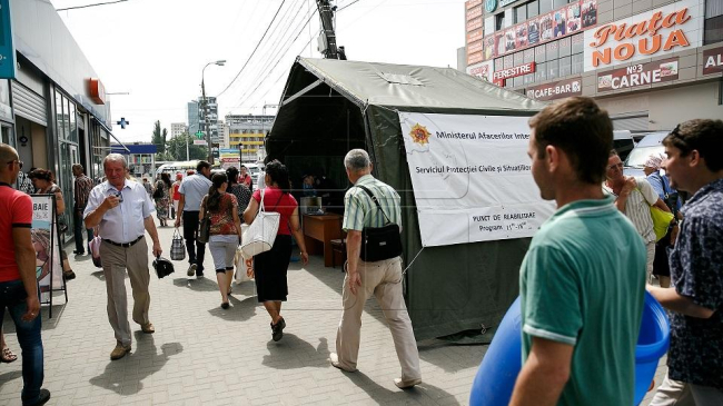 Палатки для укрытия от жары востребованы по всей стране