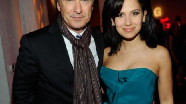 Жена Алека Болдуина рассказала, как выносить троих детей и сохранить фигуру