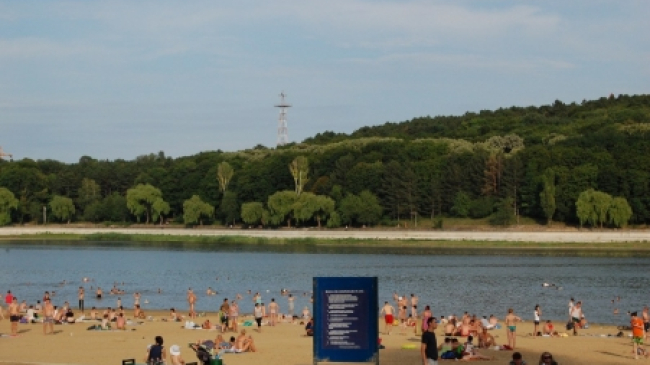 Пляж "Валя Морилор" расширят и оборудуют видеокамерами