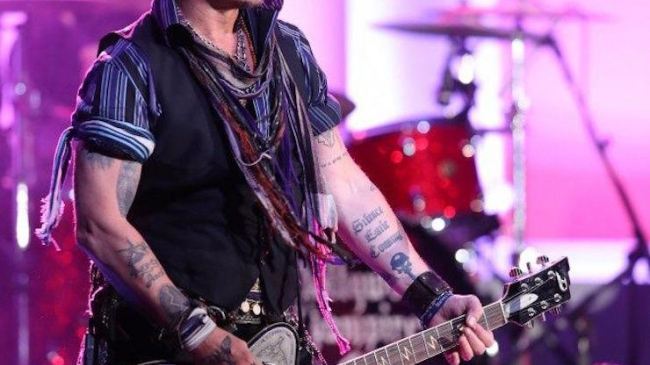 Джонни Депп радикально изменил внешность после расставания с женой