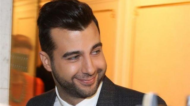 Иван Ургант впервые показал фото с 10-месячной дочерью