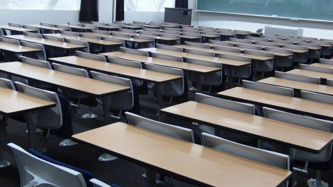 Шесть предметов, которых не хватает в школах Молдовы