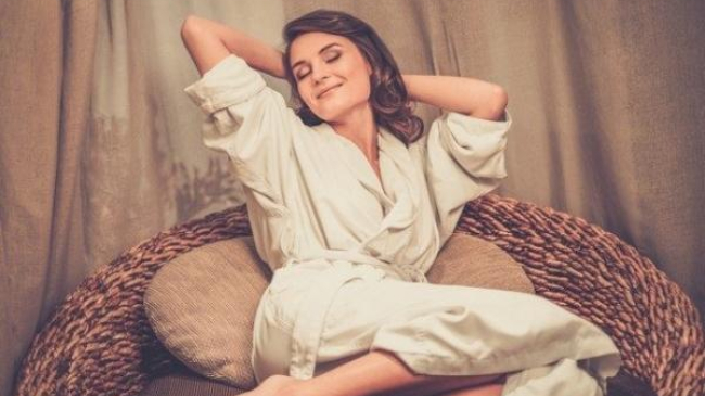 5 moduri in care poti sa-ti racoresti casa fara aer conditionat in timpul verii. E foarte simplu