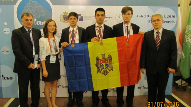 Еще три медали в копилке молдавских учеников