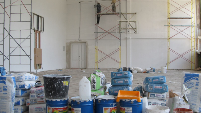 Во многих столичных лицеях ремонт начнется с опозданием