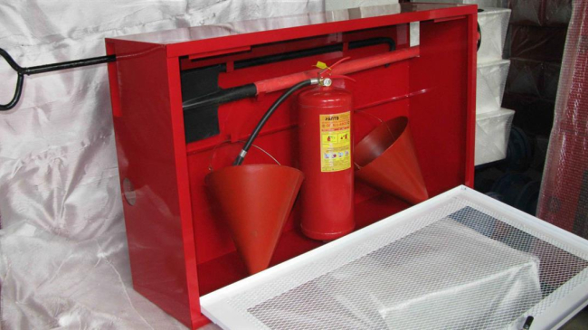 До 1 сентября пожарные проинспектируют все школы страны