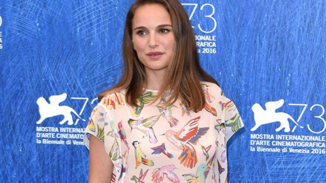 Натали Портман больше не скрывает свою вторую беременность