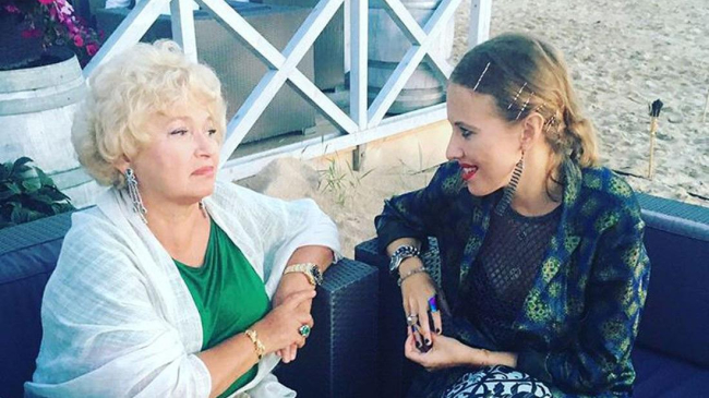 Ксения Собчак скрывает пол будущего малыша даже от своей мамы