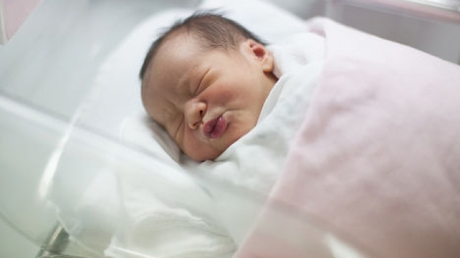 Cum Arată Un Nou Născut 16 Lucruri Care Vă Vor Surprinde Mamaplus