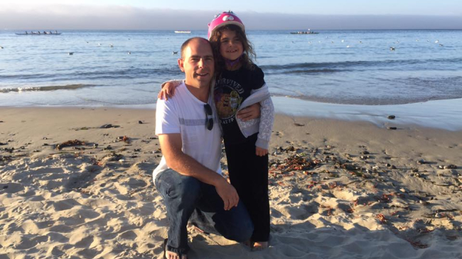 Добрый поступок принес девочке и ее папе популярность