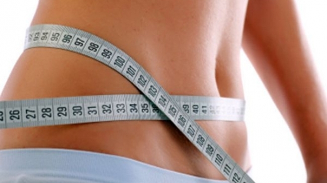 Pierzi în greutate în timpul perioadei tale. Țin o dietă dar nu scad în greutate - unde greșesc?