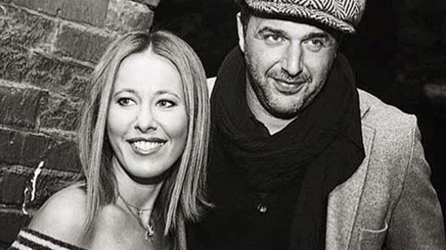 Максим Виторган показал фото беременной Ксении Собчак с «отстегнутым» животом