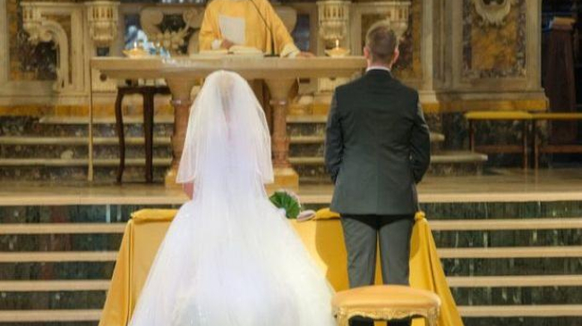 Un milionar a aflat, din întîmplare, că s-a căsătorit cu propria nepoată