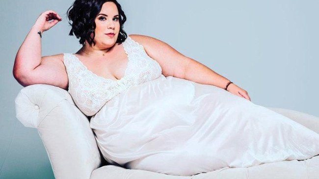 170-килограммовая танцовщица уверена, что мужчины любят полных, но стесняются