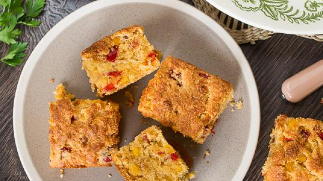 Кукурузный хлеб с сыром