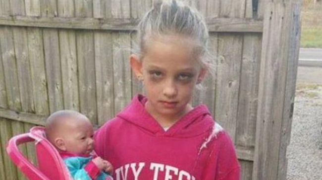 Американская школьница выбрала костюм «измученной мамы» на Хэллоуин