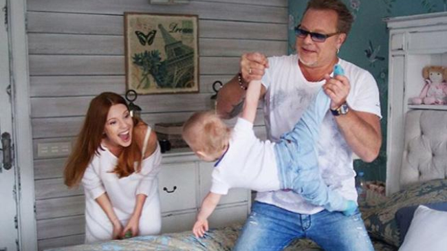 Наталья Подольская осмелилась показать лицо сына