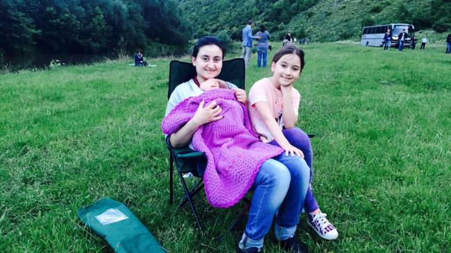 Mezina familiei Țepeș-Burlacu a împlinit 7 luni. Vezi cum arată micuța