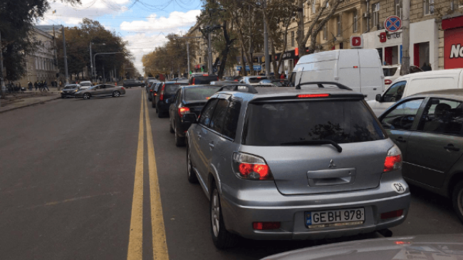 Мэрия Кишинева обещает больше не перекрывать бульвар Штефана чел Маре