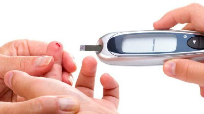 Copiilor cu diabet zaharat le va fi testată glicemia la domiciliu