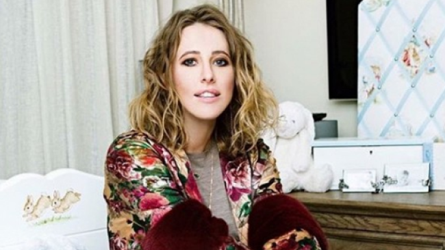 Собчак опубликовала первые домашние фото после родов