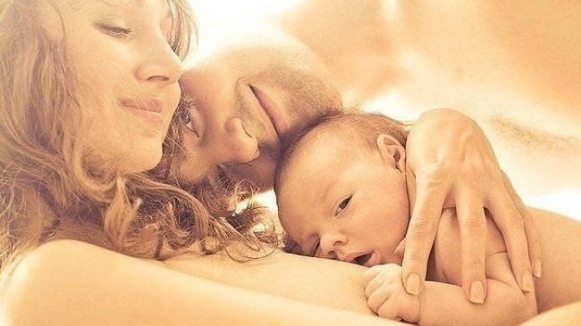 10 avantaje ale alăptării la sân… pentru bărbaţi!