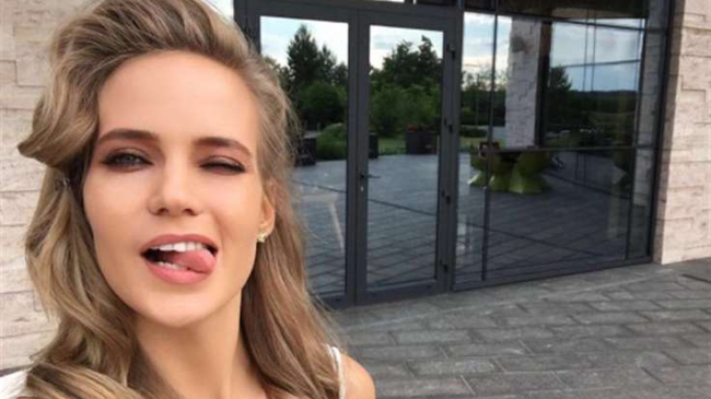 Глюкоза призналась, что дебоширила в детстве