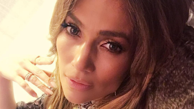 Seamana din ce in ce mai bine cu mama ei. Cat de mult a crescut micuta Emme, fiica lui Jennifer Lopez