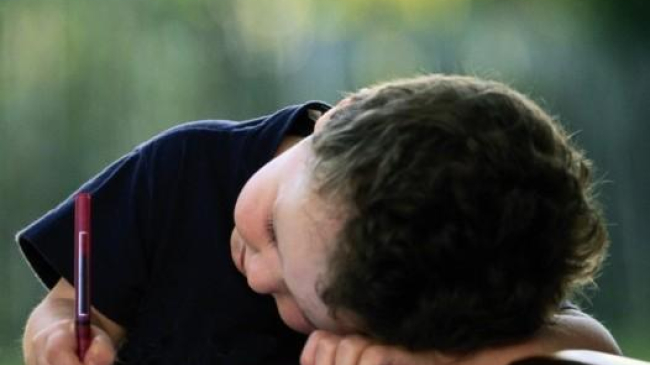 Scrisoarea emoţionantă a unui băiețel către sora lui mai mare, care s-a mutat în alt oraș