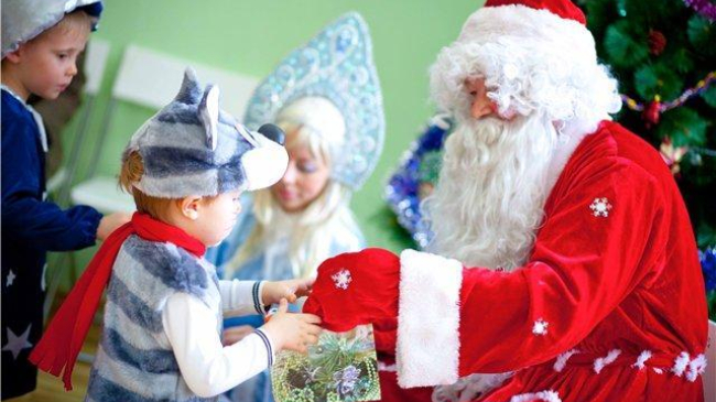 O prezentare a evenimentelor pentru copii, organizate în Chişinău cu ocazia sărbătorilor de iarnă