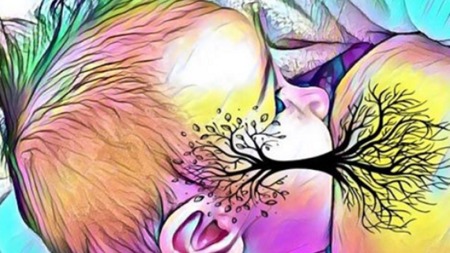 Древо жизни: кормящие мамы запустили флешмоб в соцсетях