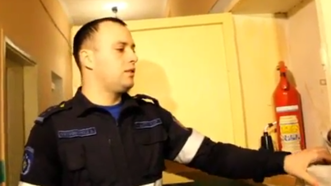 Пожарные проводят проверки учреждений перед новогодними мероприятиями