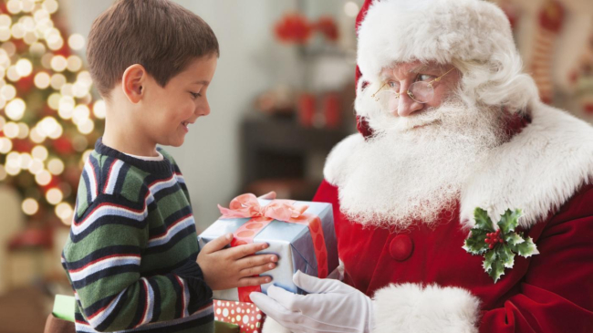 Психологи выяснили, когда дети перестают верить в чудеса