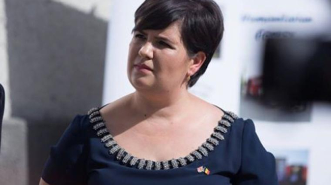 Молдаванка награждена медалью Британской империи за помощь детям