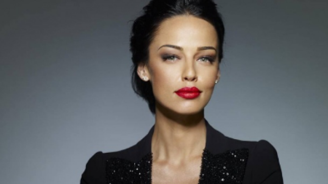 Andreea Raicu a recunoscut că trăiește o frumoasă relație de dragoste cu un bărbat: ”Mă mărit”