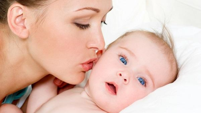 В первые 5 месяцев жизни ребенок навсегда запоминает родной язык