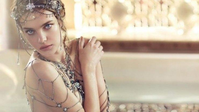 Наталья Водянова разделась ради благотворительности