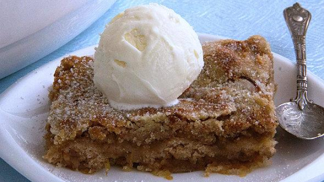 Tartă delicioasă de mere