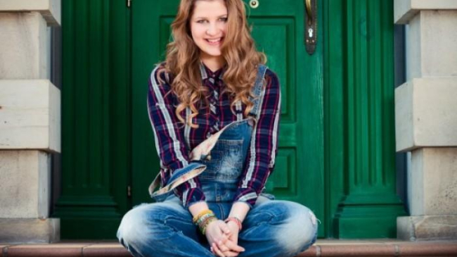 Interpreta Dara, nevoită să pună iarăși punctele pe „i”, privind modul în care a slăbit: Eu alerg și dansez