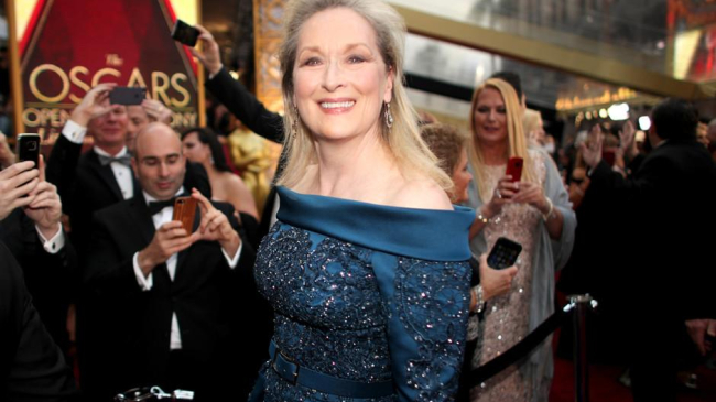 Это война: Мерил Стрип обвинила Карла Лагерфельда в клевете