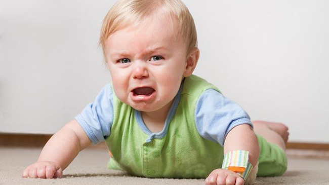 Criza vârstei de un an: cum să o depășim?