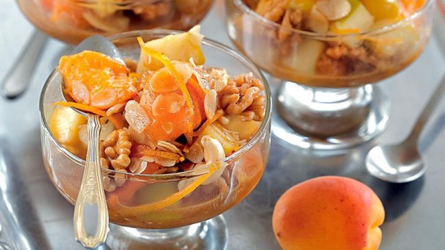 Prăjitură cu miere la ceai