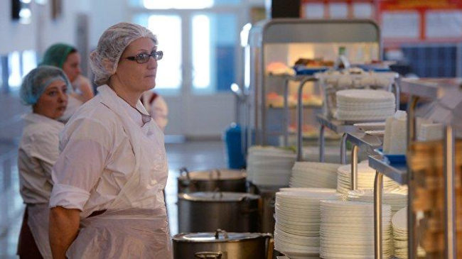 Soluţie pentru problema alimentaţiei în şcoli şi grădiniţe
