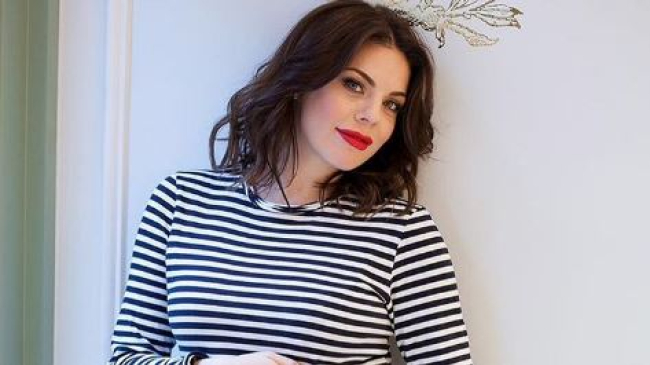 Скоро в роддом: беременная Анастасия Стоцкая продемонстрировала живот