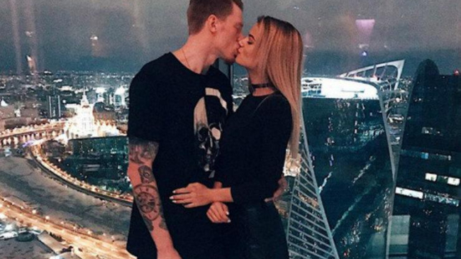 Никита Пресняков сделал предложение своей возлюбленной