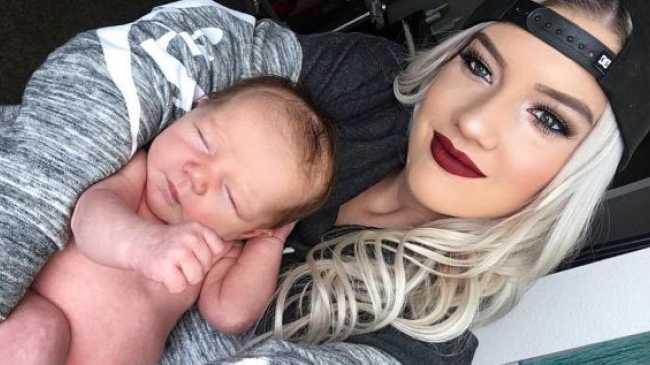 Бьюти-блогер показала изменившееся после кесарева тело