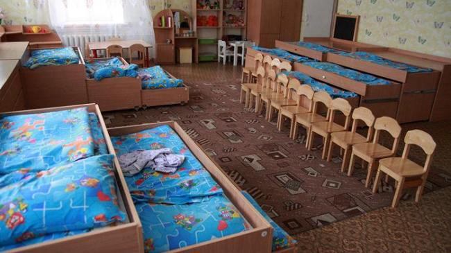 Conducerea grădinițelor, obligată să ofere alternative părinților pe durata vacanței