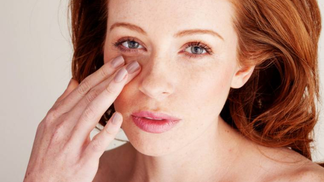 Cum să aplicăm crema pe față – câteva sfaturi utile